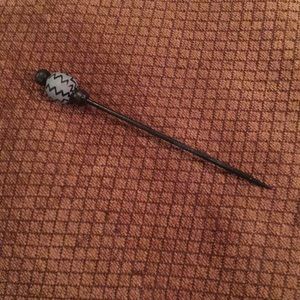 Black/gray chevron hair stick- thin stick, short
